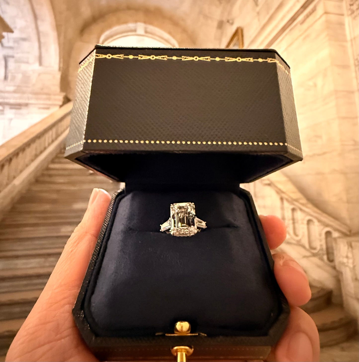 1 _ Manhattan Three Stones Earth-mined Diamonds Ring