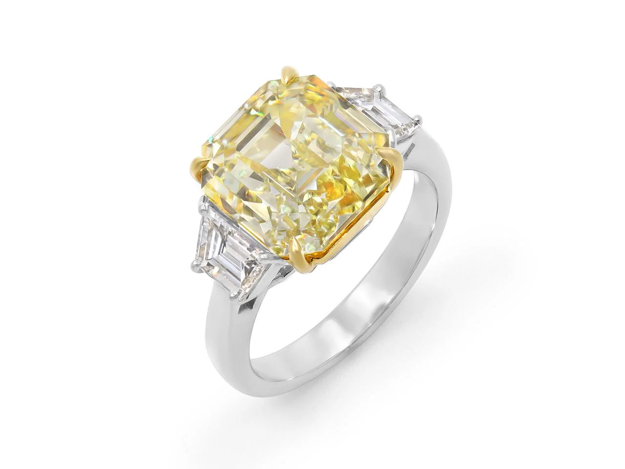 1 _ 8.17 Carats Asscher-Cut Fancy Intense Yellow Earth-mined Diamond Ring, in 950 Platinum