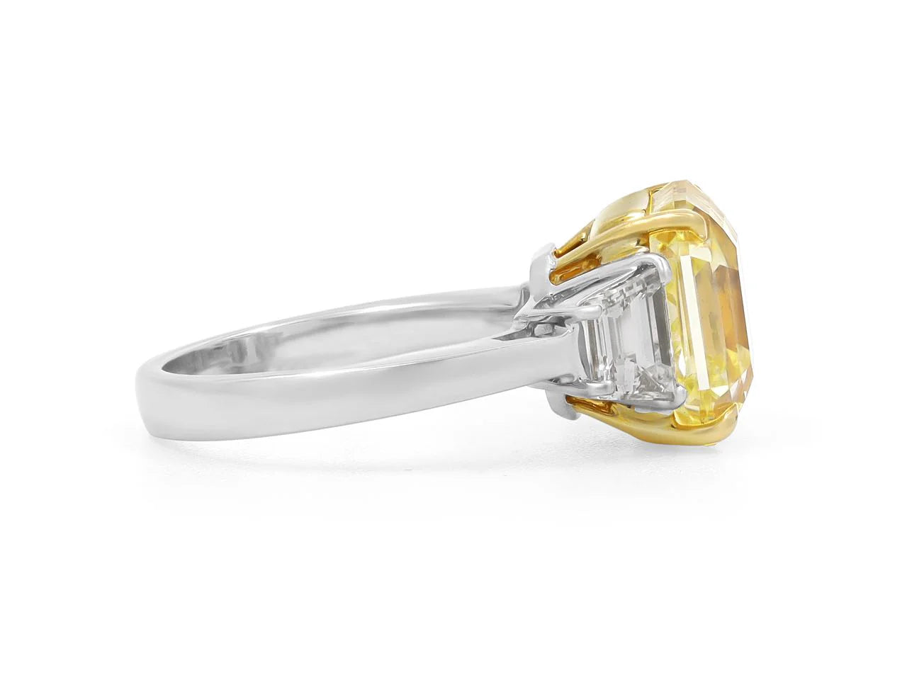 1 _ 8.17 Carats Asscher-Cut Fancy Intense Yellow Earth-mined Diamond Ring, in 950 Platinum